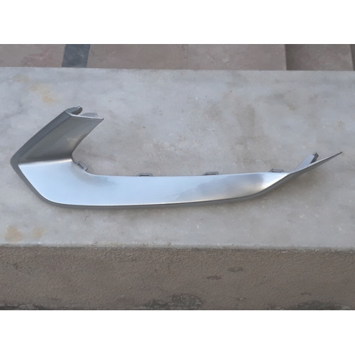 SİS FARI KAŞI SAĞ GÜMÜŞ GRİ KIA SPORTAGE 2022