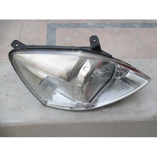 HYUNDAI MATRİX SAĞ FAR 2009-2012
