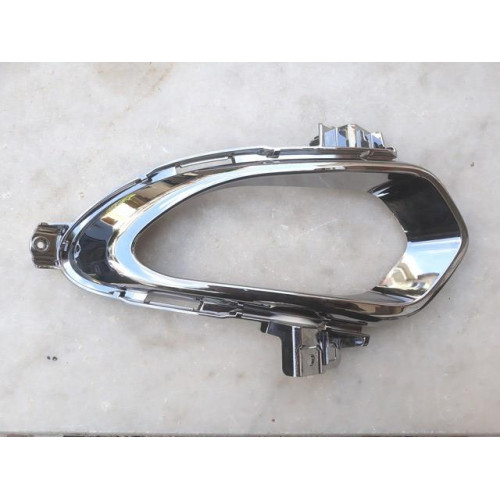 SİS FARI ÇERÇEVESİ YUVASI NİKELAJ SAĞ KIA CEED 2012-2015