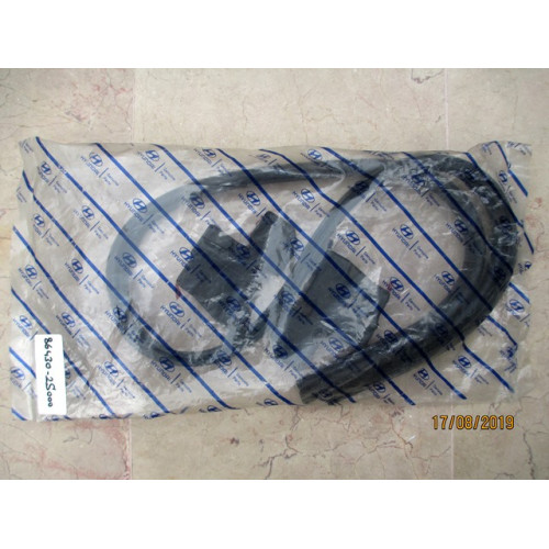 FİTİL MOTOR KAPUT ARKASI CAM IZGARA ÜSTÜ HYUNDAI İX35 2011-2015