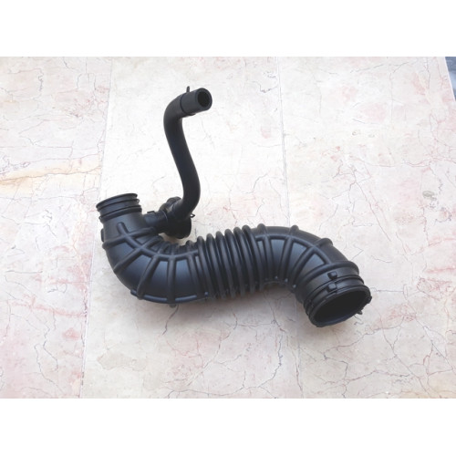 HAVA FİLİTRE ÇIKIŞ MANİFOLT 1.6 DİZEL GİRİŞ HORTUMU HYUNDAI İ30 KIA CEED 2007-2012