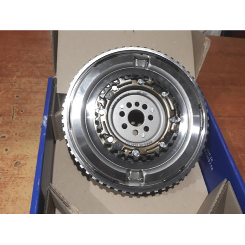 VOLANT 1.4 BENZİNLİ 7 İLERİ DCT ŞANZIMAN HYUNDAI İ30 2015-2019  PHC-VALEO DDED-006