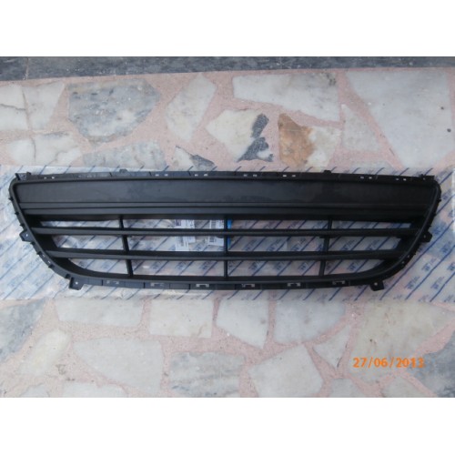 ÖN TAMPON IZGARA HYUNDAİ İ20 2012-2014